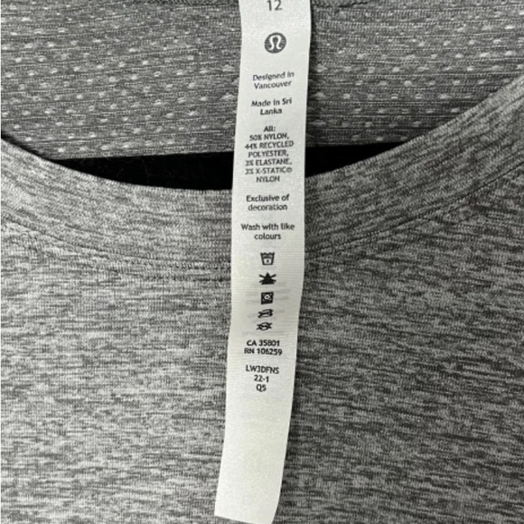 *Lululemon Swiftly Tech Short Sleeve Shirt 2.0 - Picture 4 of 8